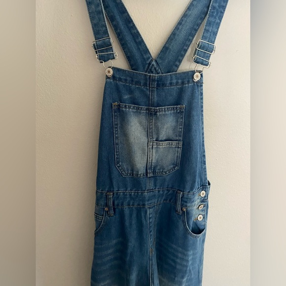 NWOT Denim Bib Denim Overalls Barrel Wide Leg Baggy Adjustable Straps Medium - Picture 5 of 8